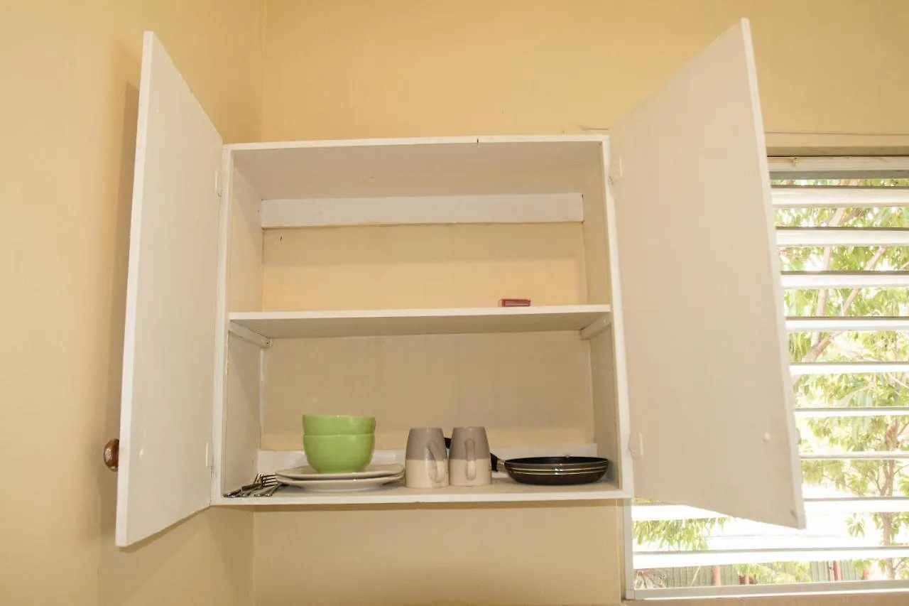 Hope PasturesSelf-Contained Studio Close To Uwi - Utech - Embassyアパートメント Hope Pastures